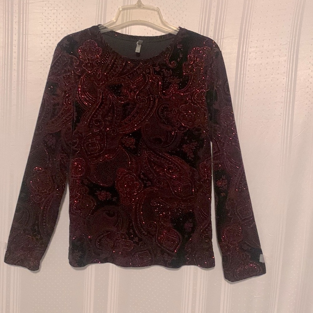White Stag Sparkly, Paisly Long sleeved Blouse